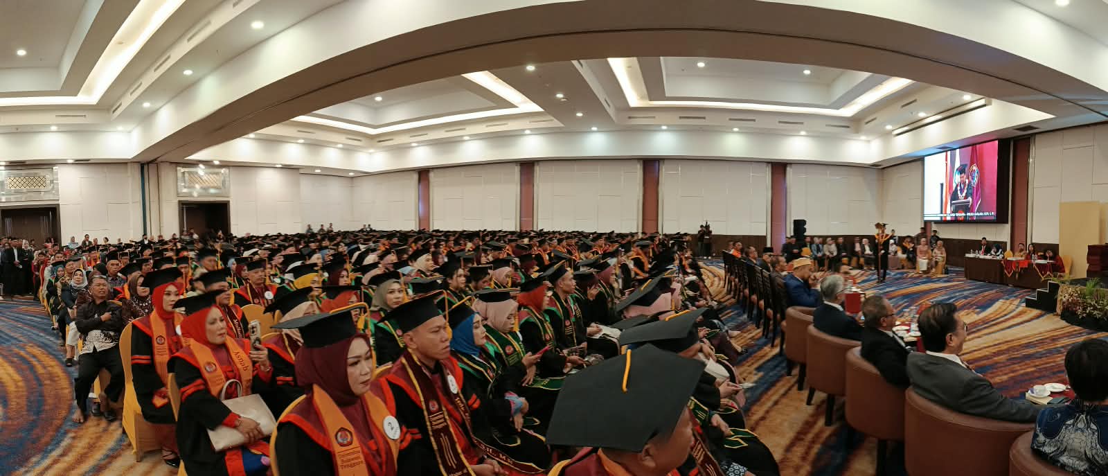 Wisuda Sarjana S1 dan S2 Unsultra 2026 di Kendari, Rabu (9/9/2026).